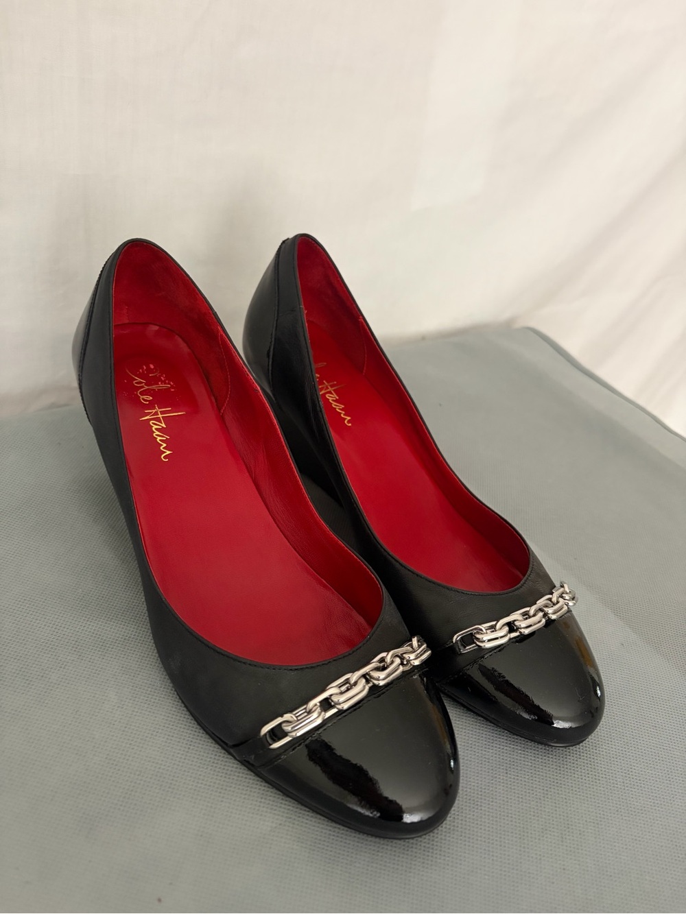 Cole Haan Women’s size 7.5B Black Wedge Pumps Chain Nike Air (B203)